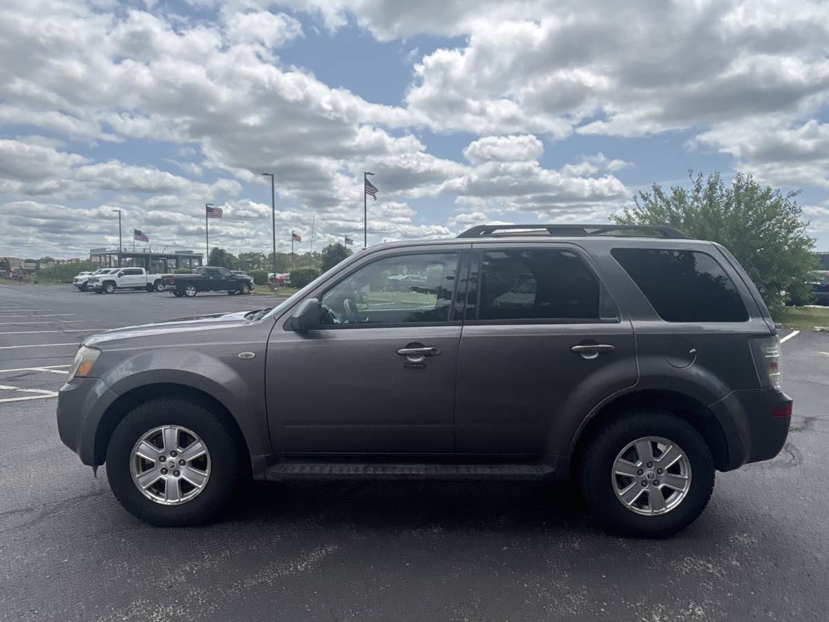 Used 2009 Mercury Mariner 2WD image 4