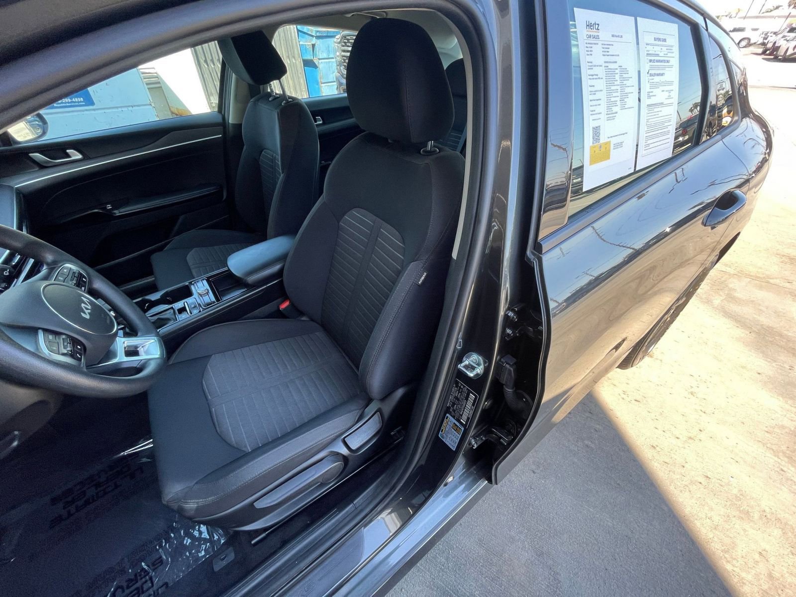 Used 2025 Kia K5 LXS image 38