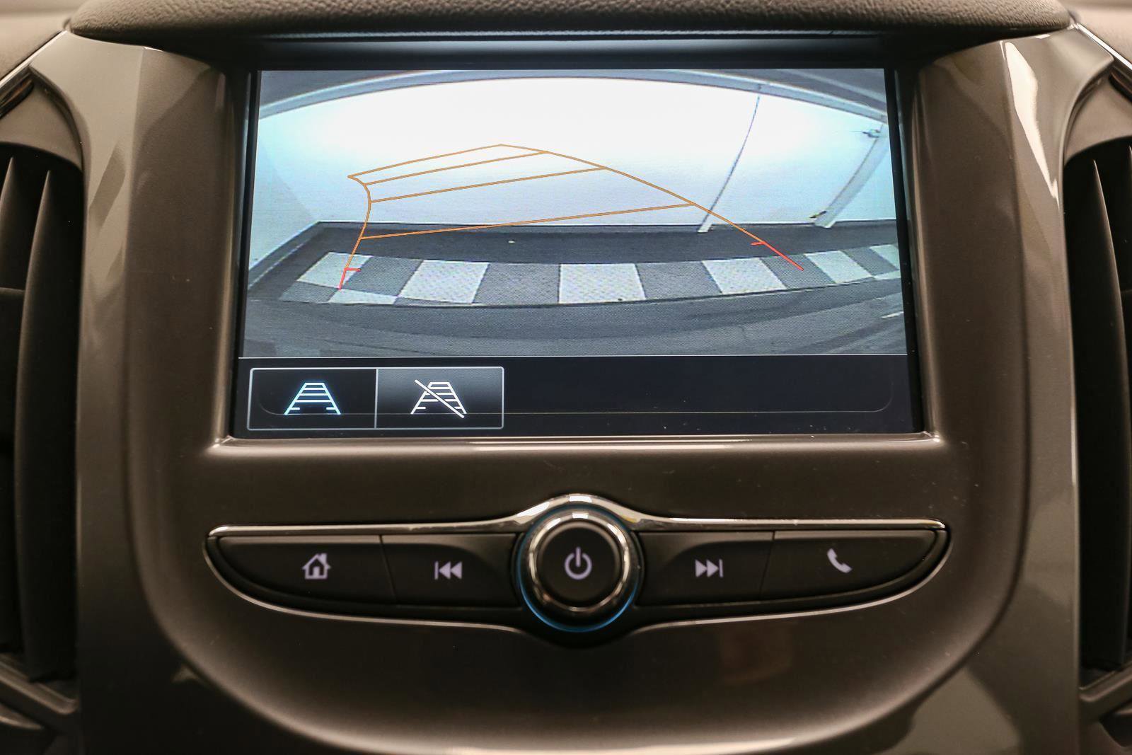 Used 2018 Chevrolet Cruze LT image 27