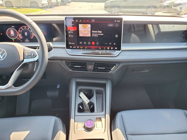 New 2026 Volkswagen Tiguan SE AWD/4WD image 14