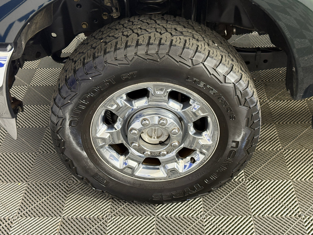 Used 2014 Ford F250 XLT w/ XLT Premium Package image 9