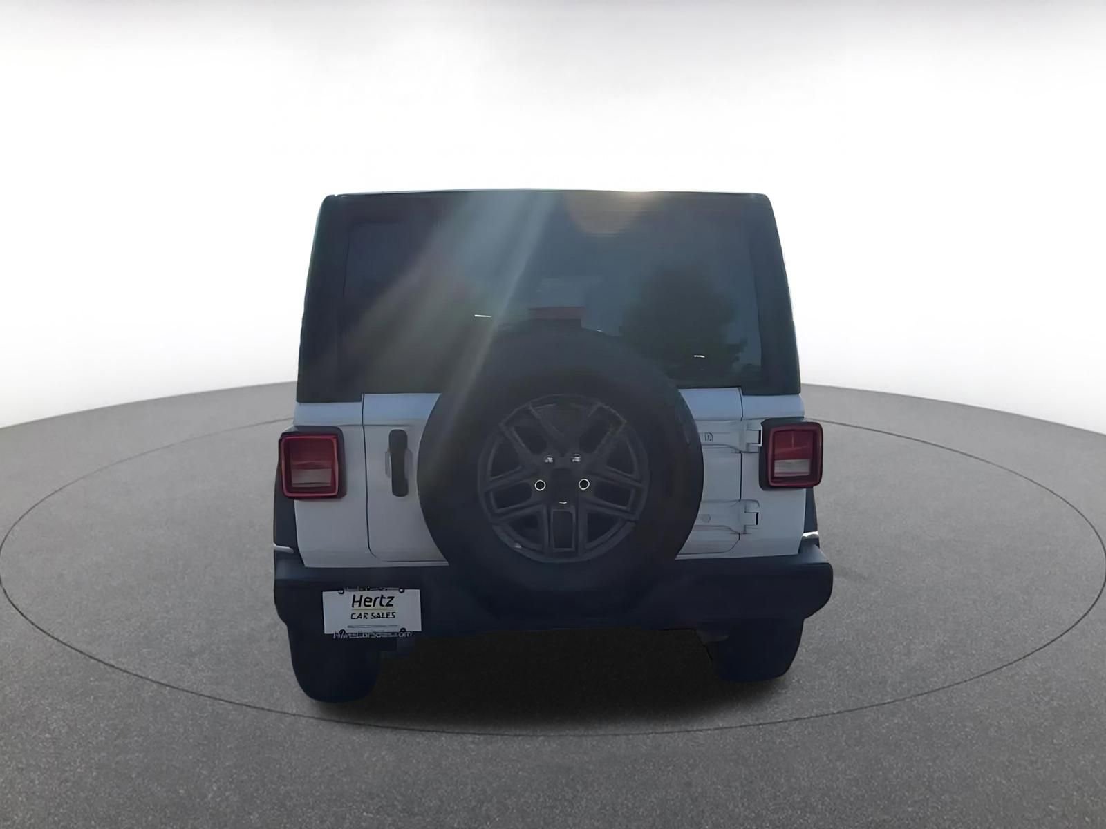 Used 2025 Jeep Wrangler Sport S image 12