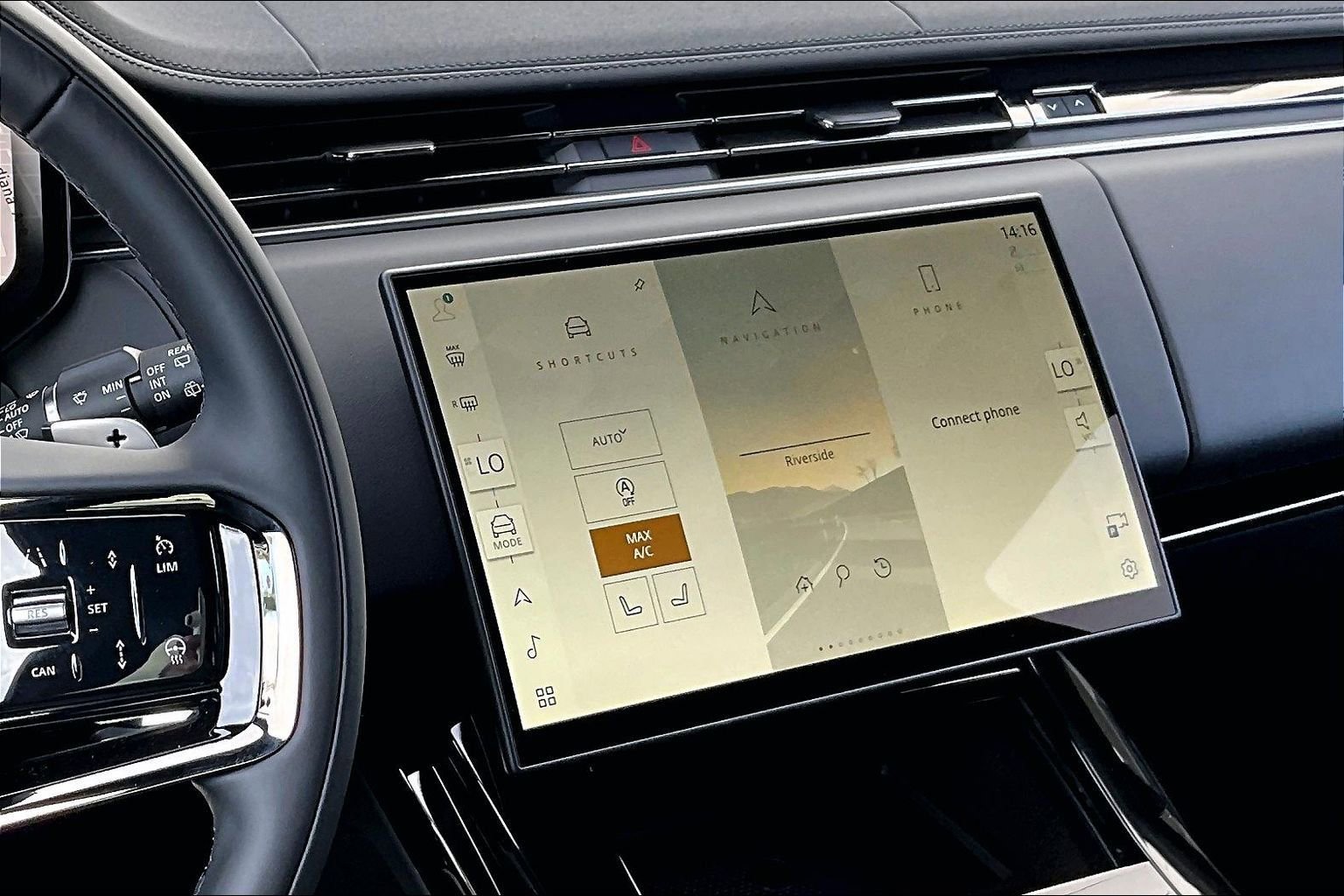 New 2026 Land Rover Range Rover Sport Dynamic SE image 7