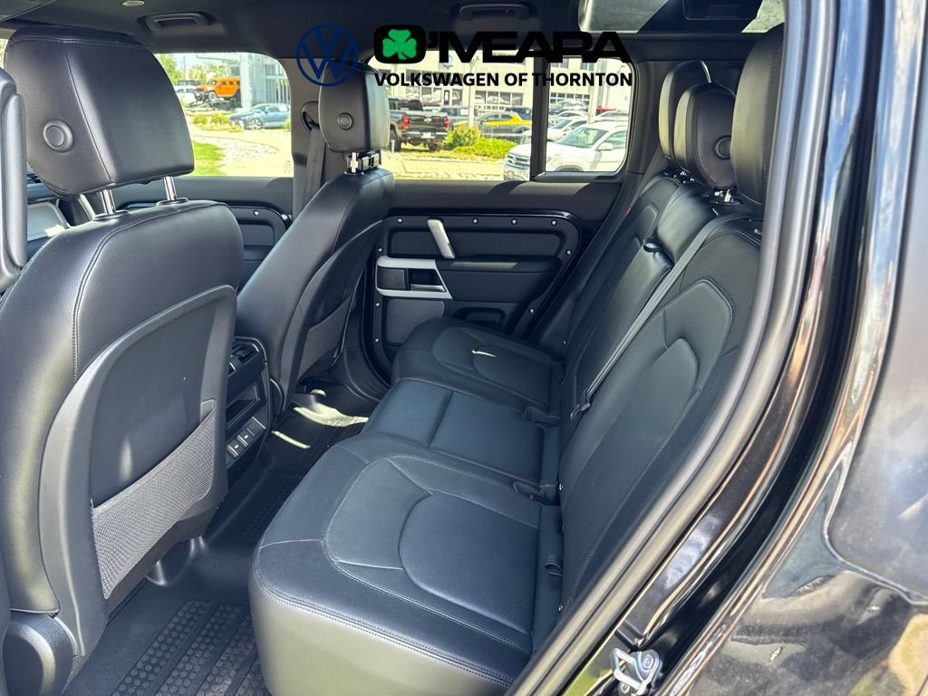 Used 2024 Land Rover Defender 110 X-Dynamic SE AWD/4WD image 8