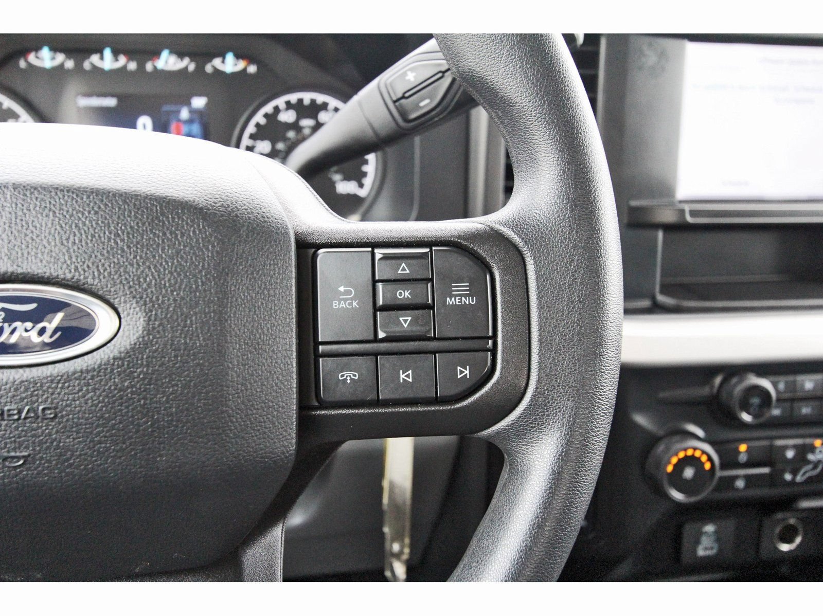 Used 2024 Ford F250 XLT AWD/4WD image 23
