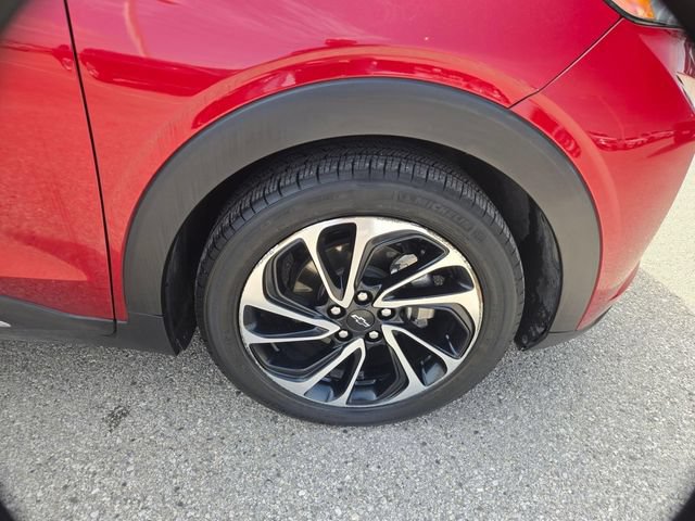 Certified 2022 Chevrolet Bolt EUV Premier FWD image 27