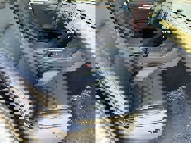 Used 2023 Tesla Model Y Performance image 19