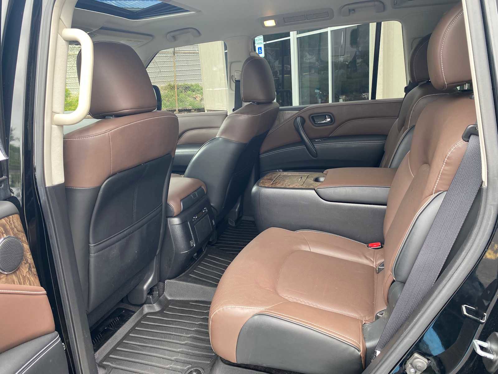 Used 2021 INFINITI QX80 Premium Select w/ Cargo Package AWD/4WD image 10
