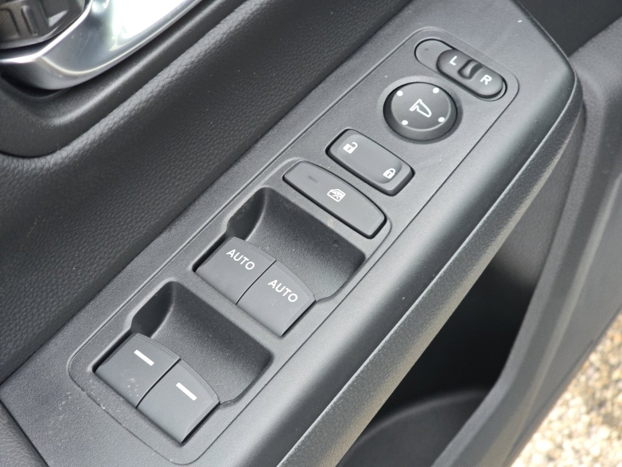 New 2026 Honda CR-V EX image 26