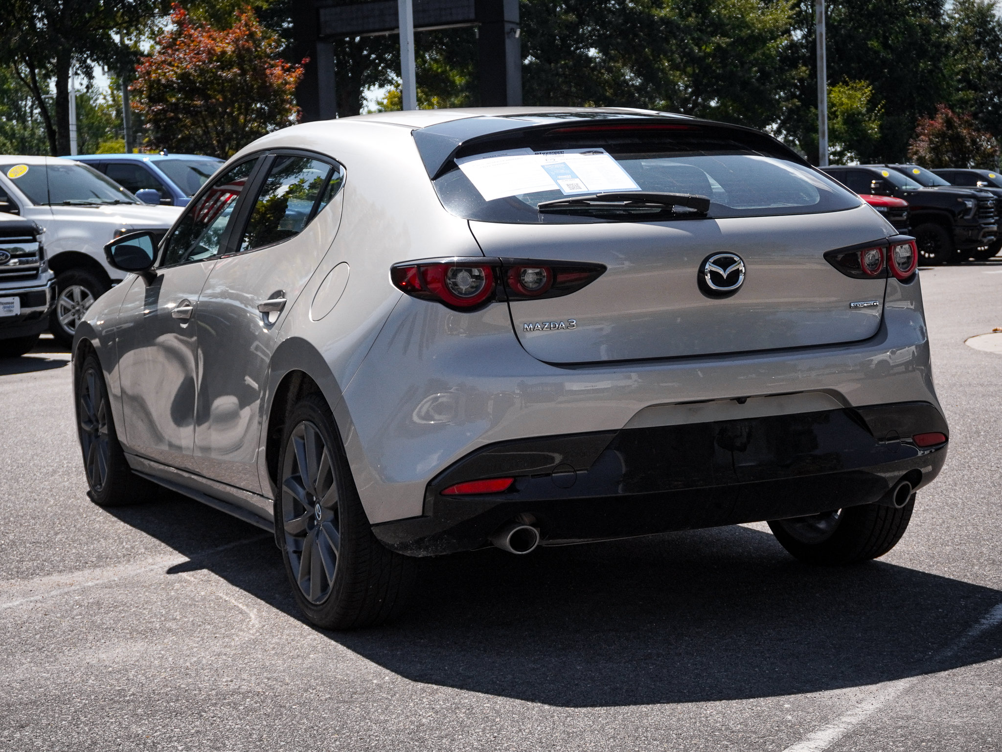 Used 2024 MAZDA MAZDA3 s FWD image 8