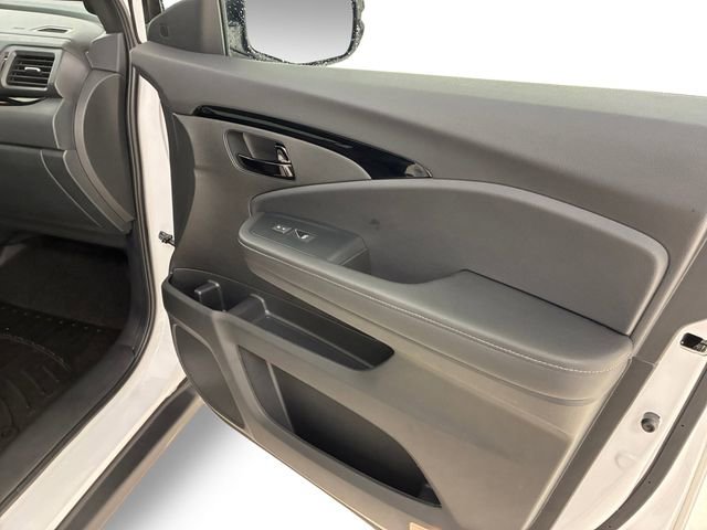 Used 2023 Honda Passport Elite image 15