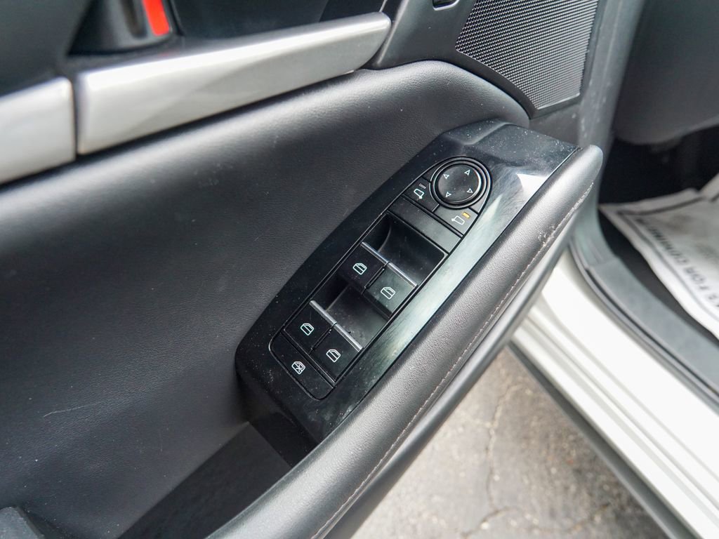 Used 2024 MAZDA MAZDA3 s FWD image 17