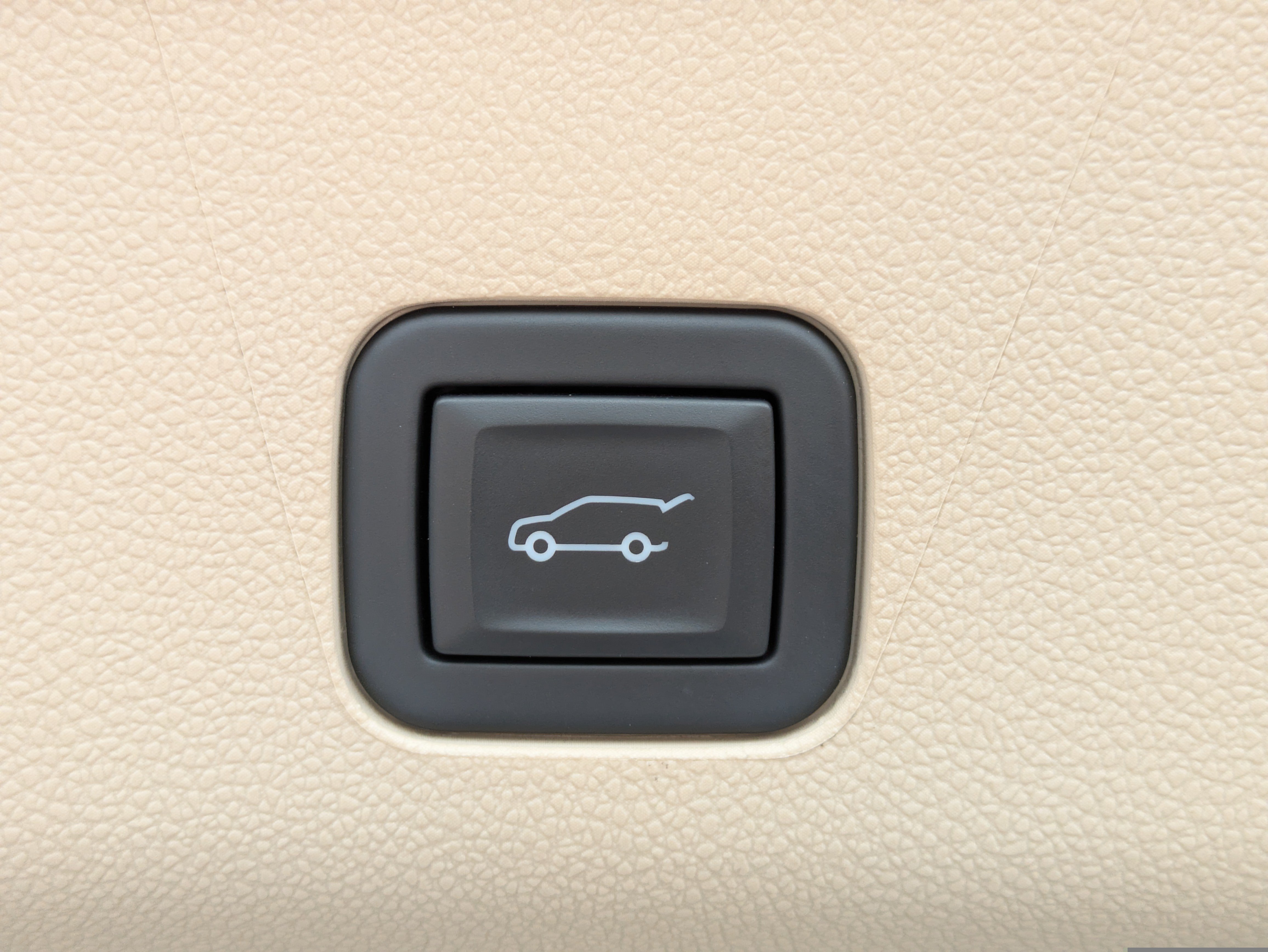 Certified 2024 Cadillac Escalade Premium Luxury w/ Performance Package AWD/4WD image 10