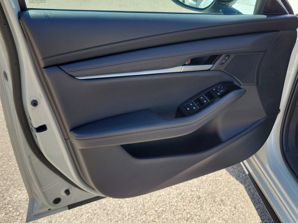Certified 2026 MAZDA MAZDA3 s Sport FWD image 19