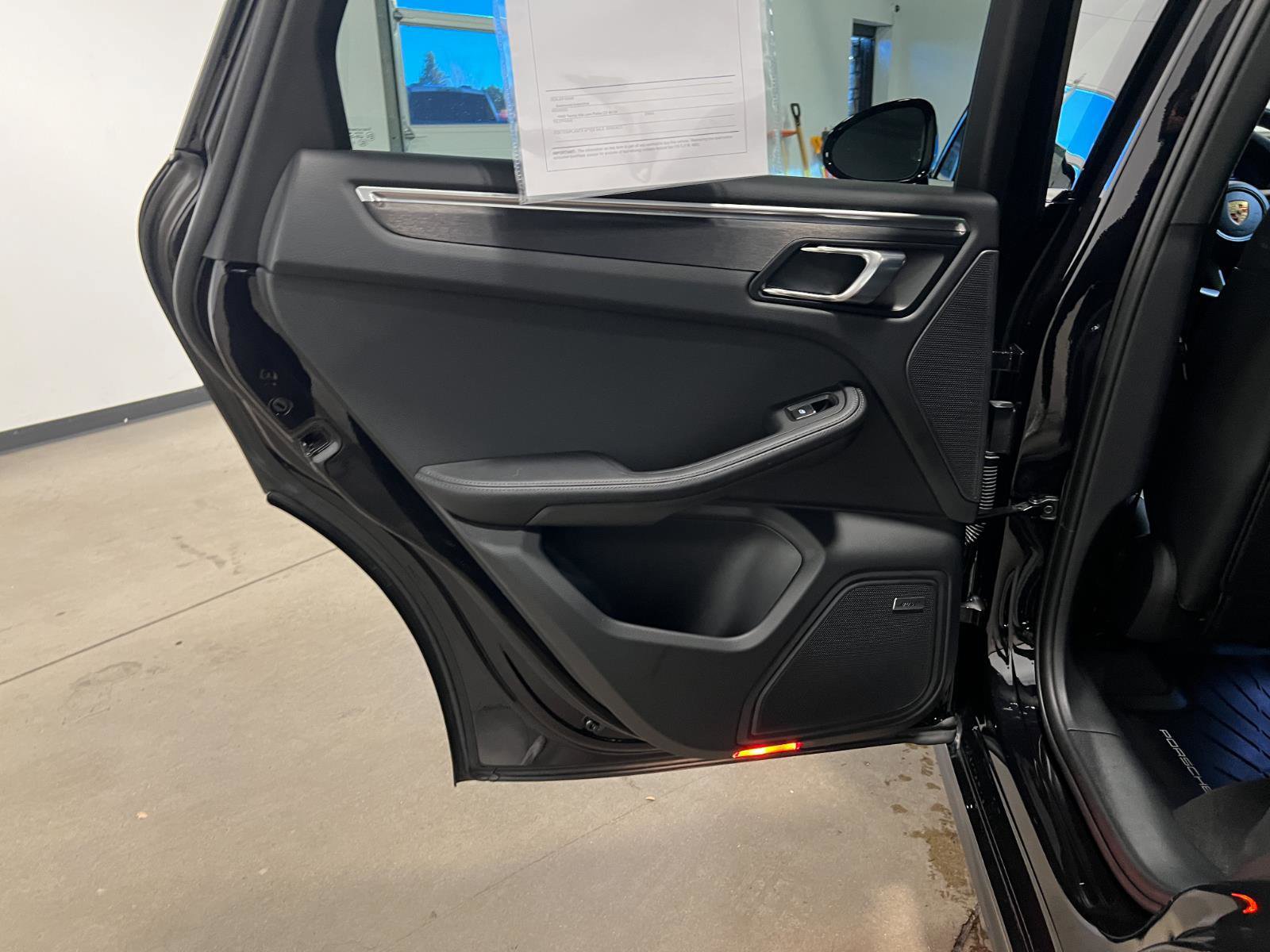 Used 2024 Porsche Macan GTS image 31