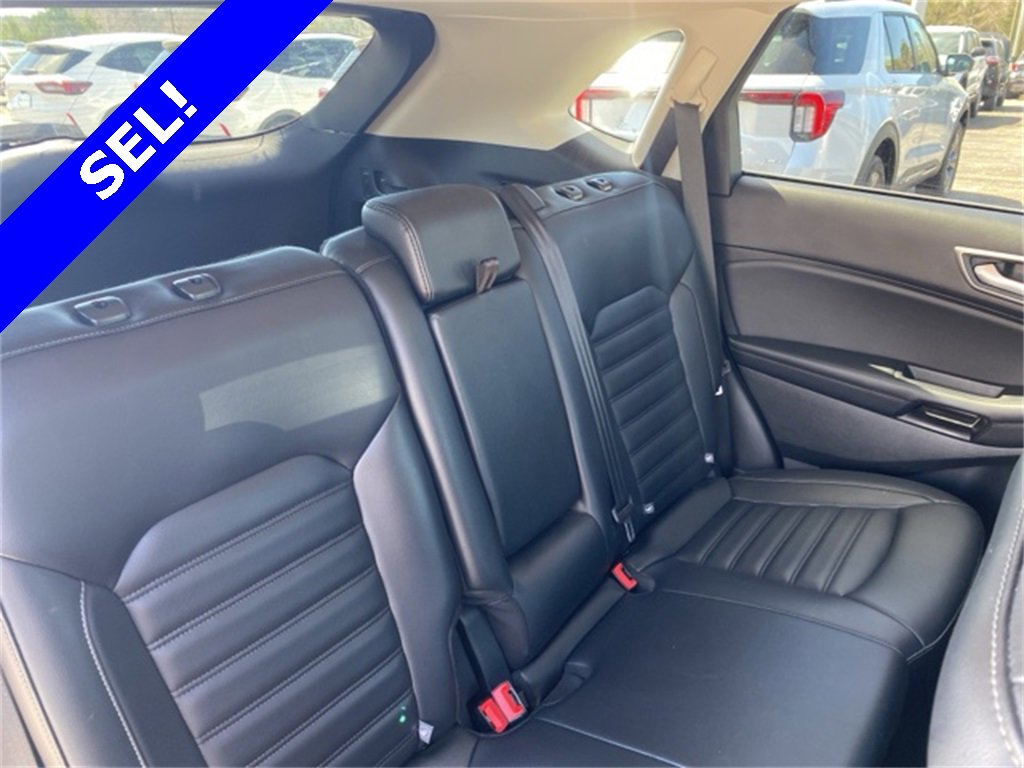 Used 2024 Ford Edge SEL image 15