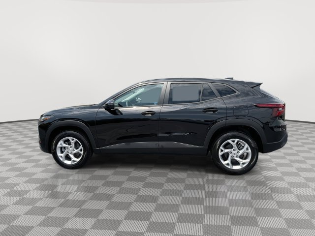 New 2026 Chevrolet Trax LS w/ LS Convenience Package FWD image 6