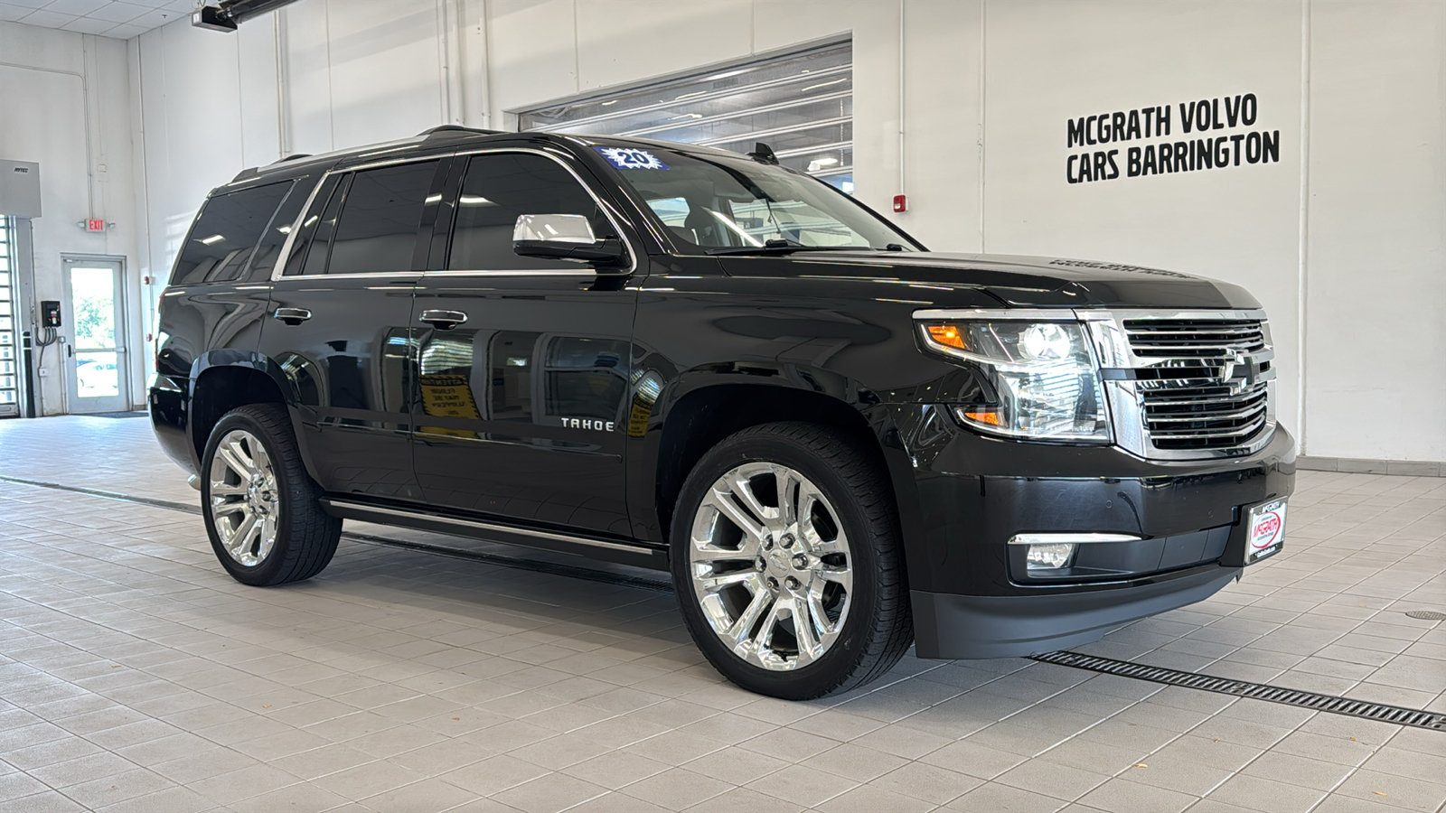 Used 2020 Chevrolet Tahoe Premier w/ Premier Plus Edition AWD/4WD image 3