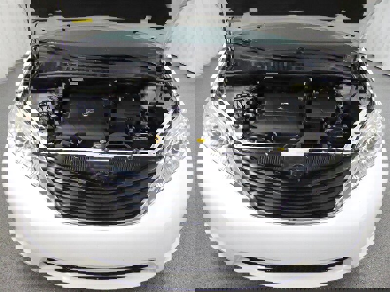 Used 2014 Toyota Sienna LE image 30