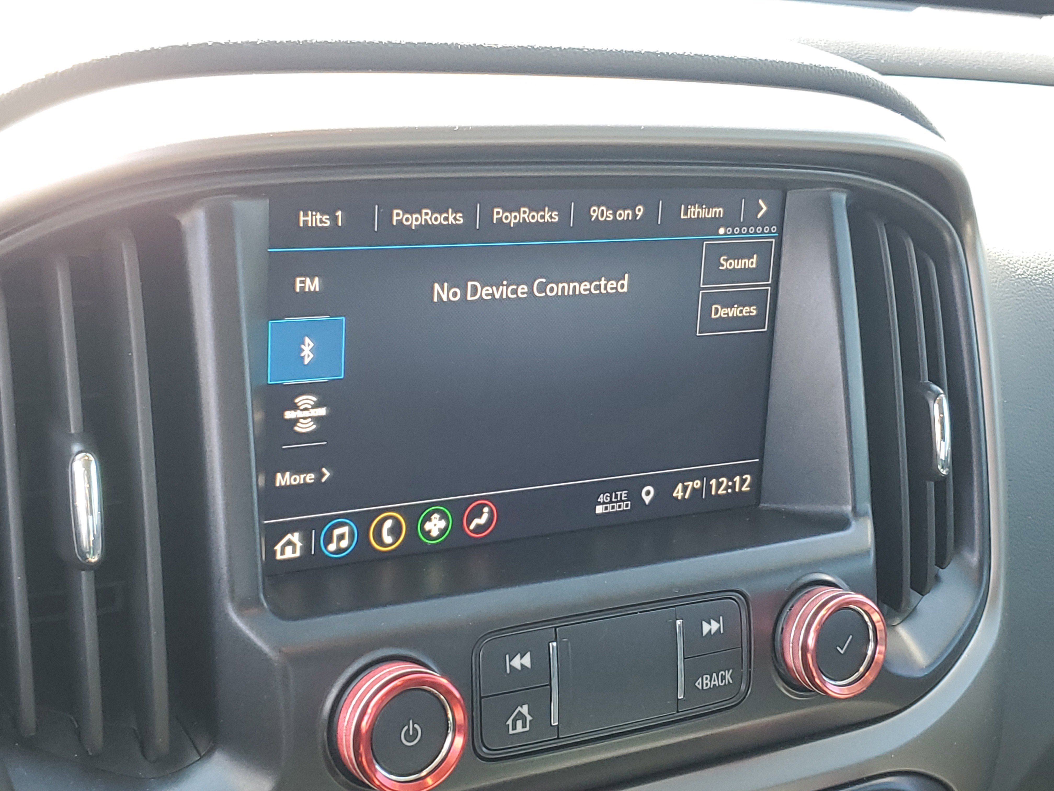 Used 2022 Chevrolet Colorado Z71 w/ Z71 Midnight Edition AWD/4WD image 17