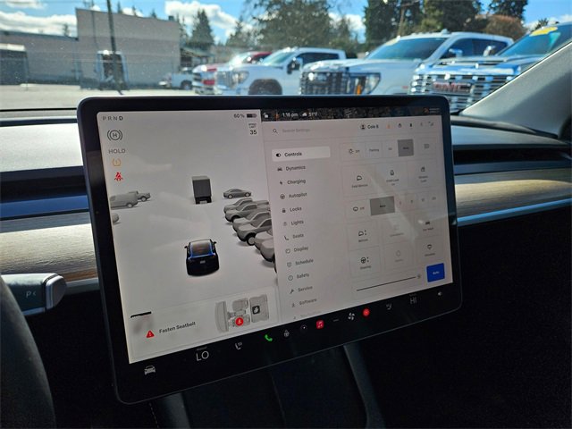 Used 2022 Tesla Model Y Long Range image 23