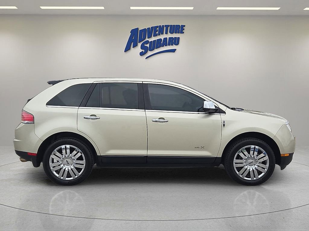 Used 2010 Lincoln MKX Base image 7