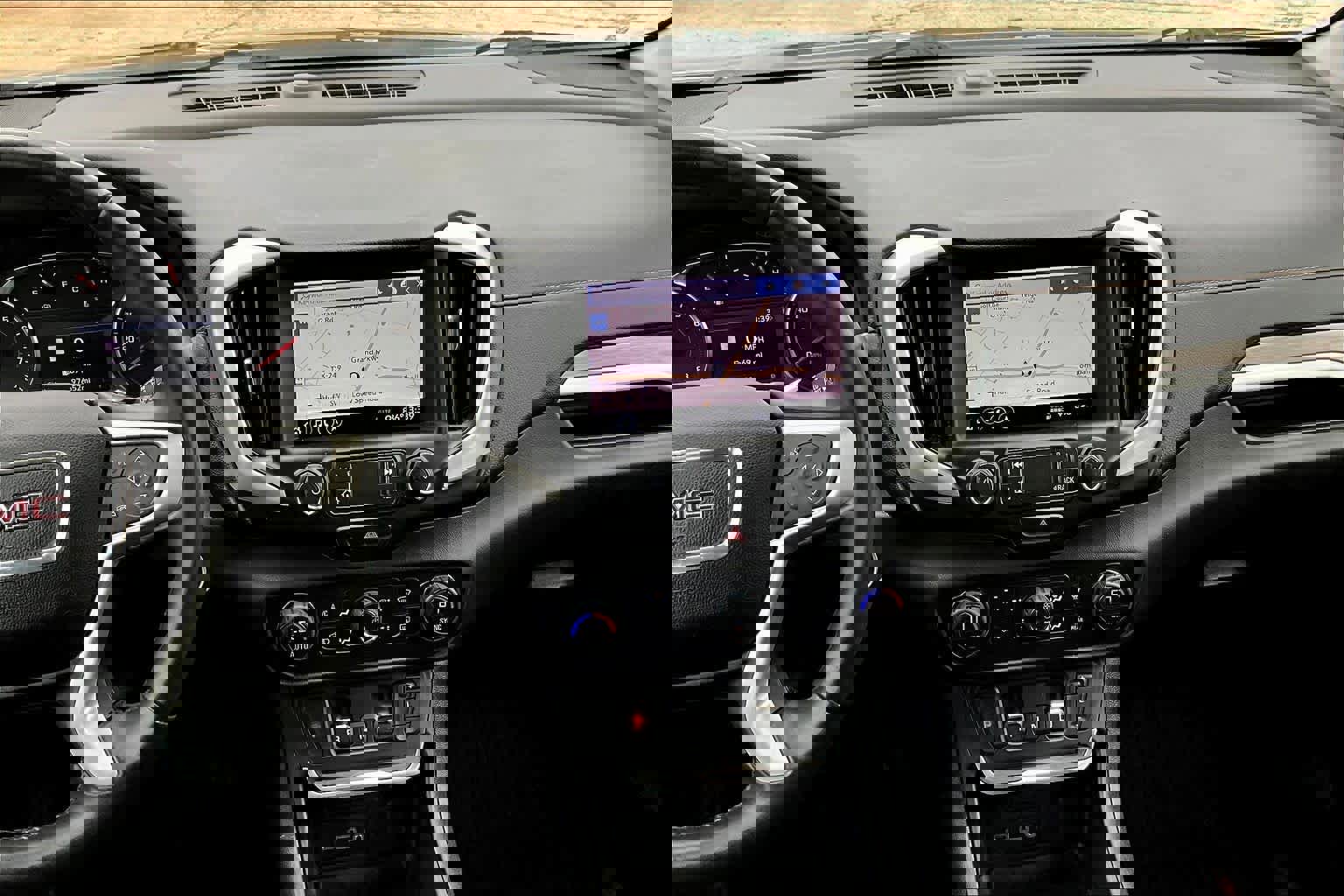 Used 2019 GMC Terrain SLE w/ Driver Convenience Package image 7