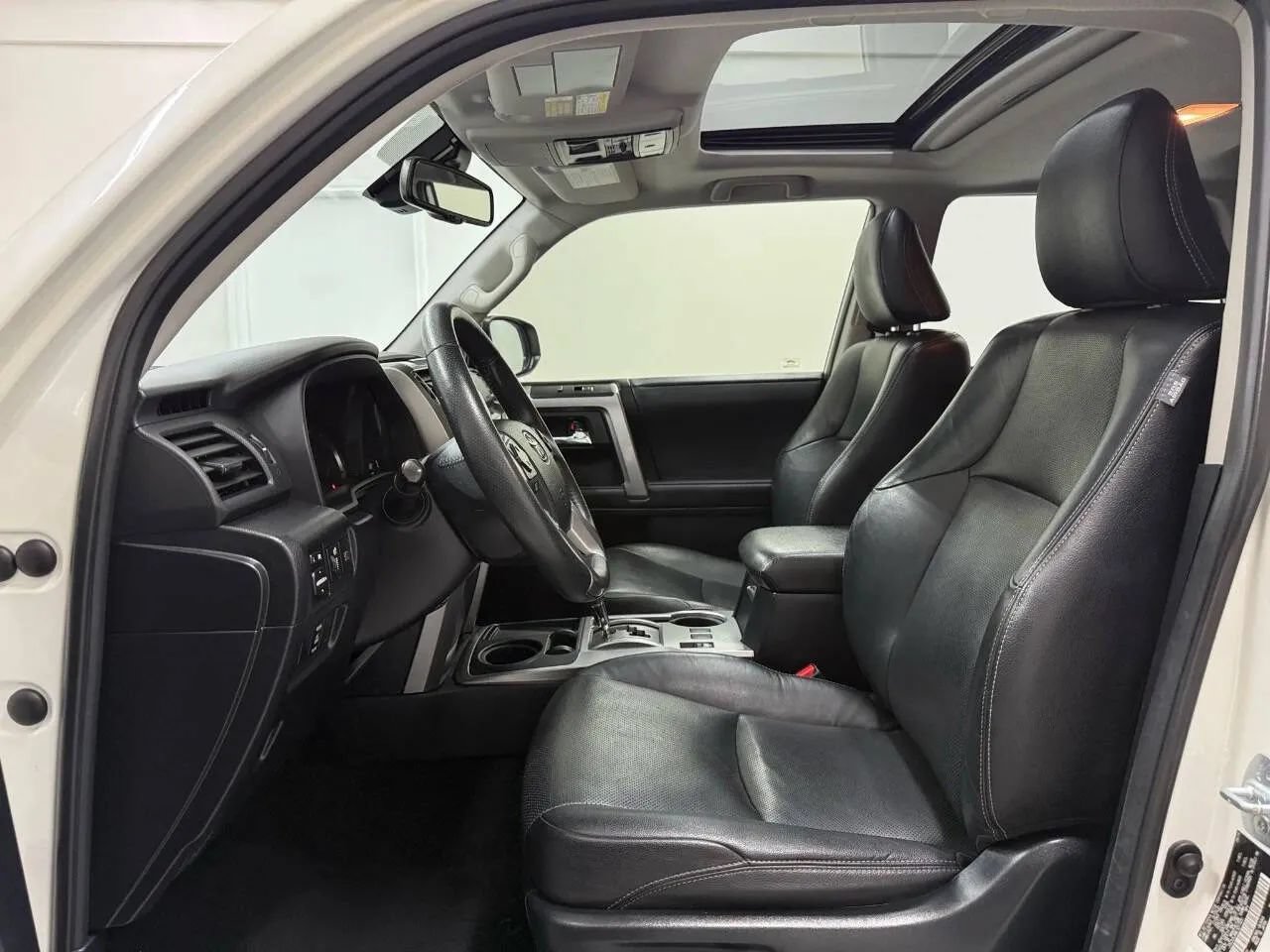 Used 2020 Toyota 4Runner Limited RWD image 13