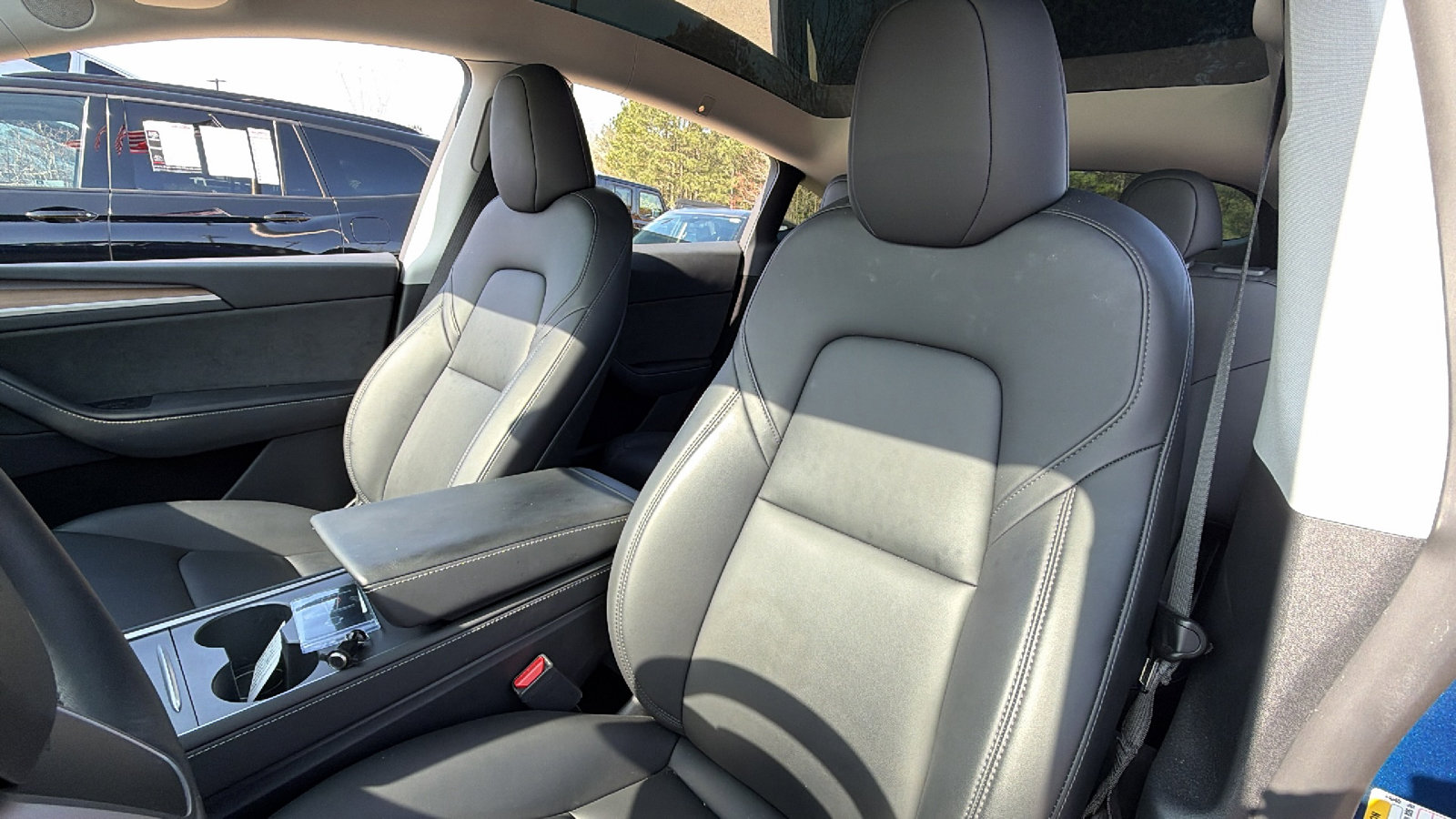 Used 2023 Tesla Model Y Long Range image 17