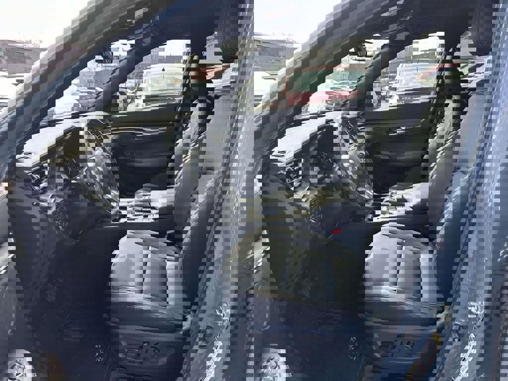 Used 2025 INFINITI QX55 Luxe w/ Cargo Package image 14