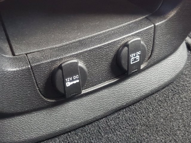 Used 2020 Dodge Grand Caravan SE FWD image 17