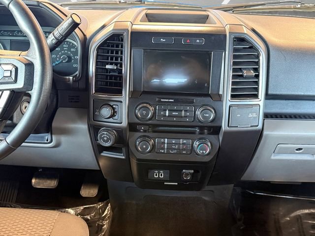 Used 2017 Ford F150 XLT w/ Equipment Group 302A Luxury image 3