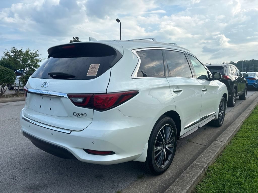 Used 2019 INFINITI QX60 Luxe w/ Sensory Package AWD/4WD image 3
