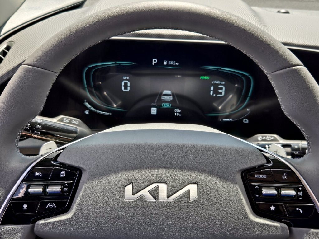 New 2026 Kia Niro EX FWD image 12