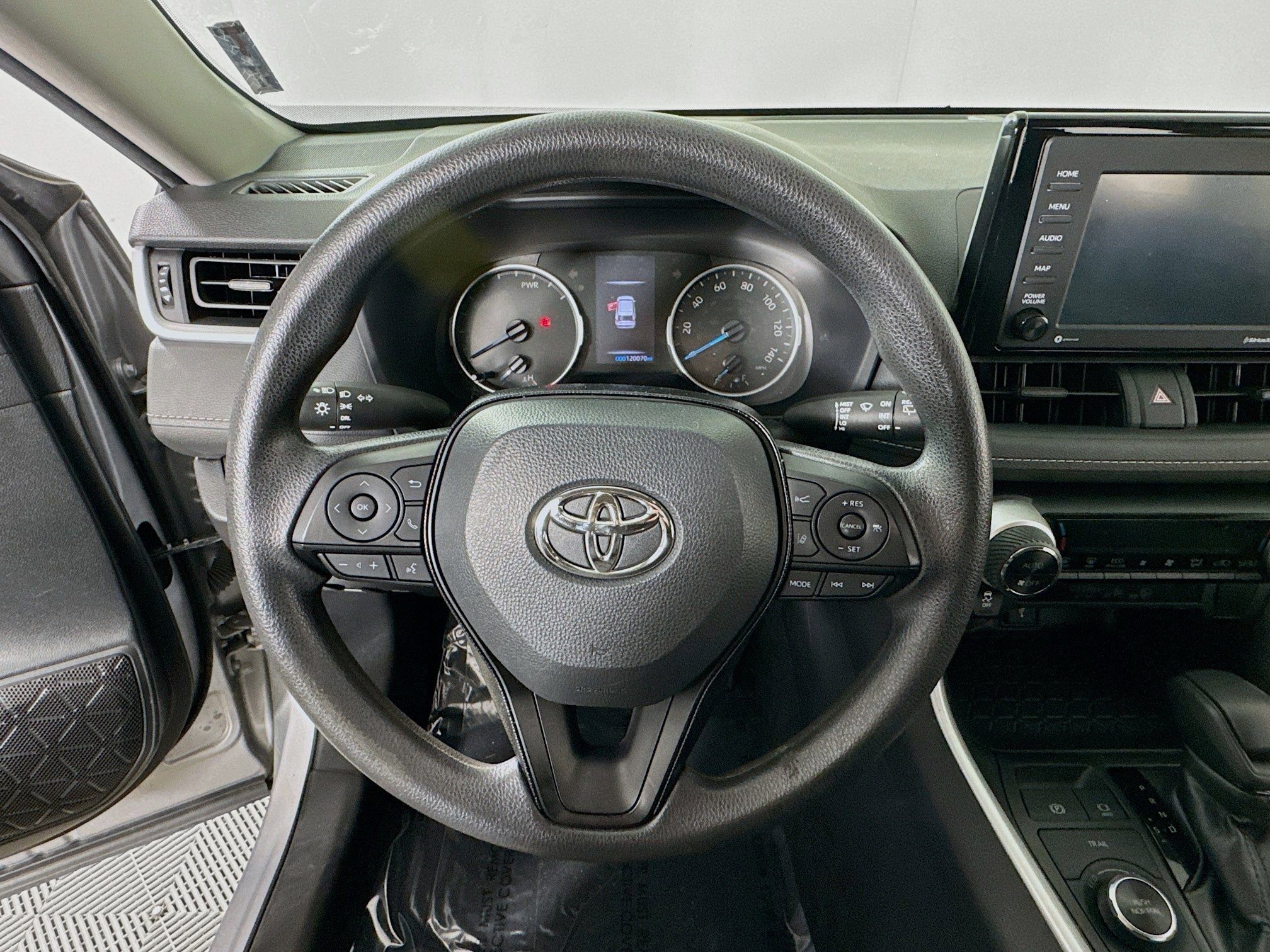 Certified 2021 Toyota RAV4 LE image 13