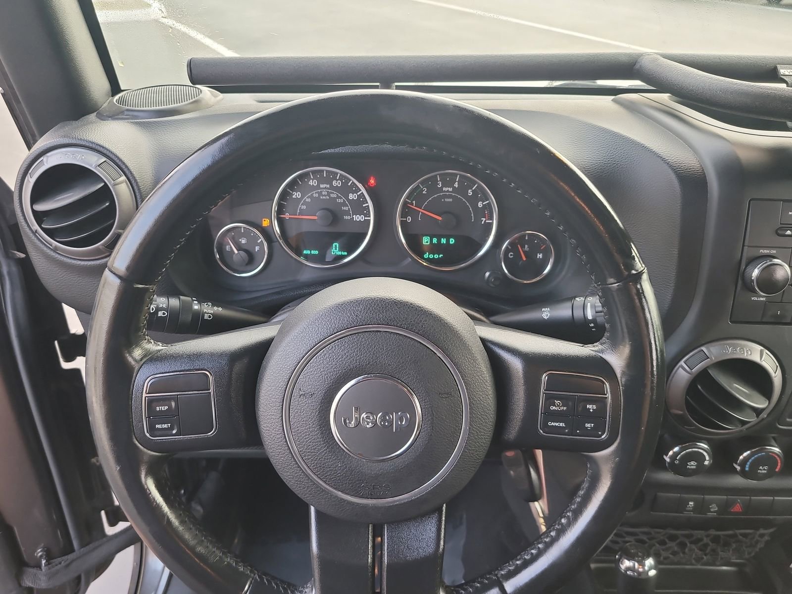 Used 2018 Jeep Wrangler Sport image 24