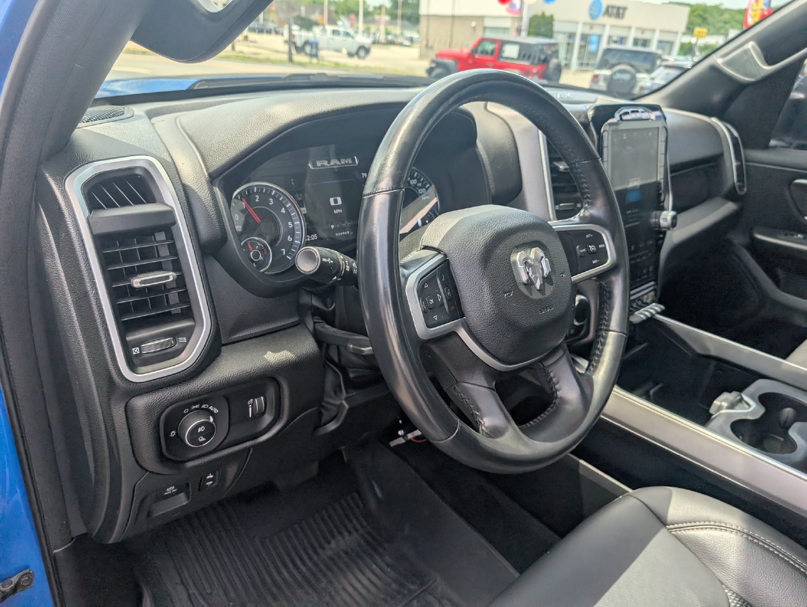 Used 2023 RAM 1500 Big Horn AWD/4WD image 11