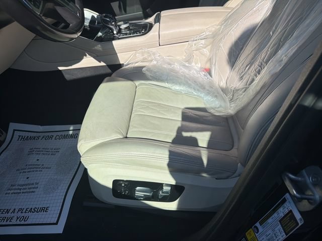 Used 2023 BMW X6 xDrive40i w/ Executive Package AWD/4WD image 5