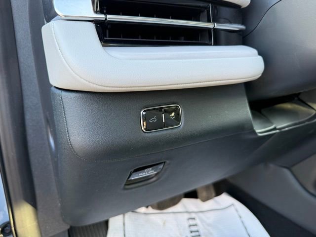 Certified 2025 Lincoln Navigator L Reserve image 15