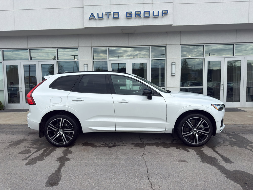 Used 2021 Volvo XC60 T8 R-Design w/ Advanced Package AWD/4WD image 2