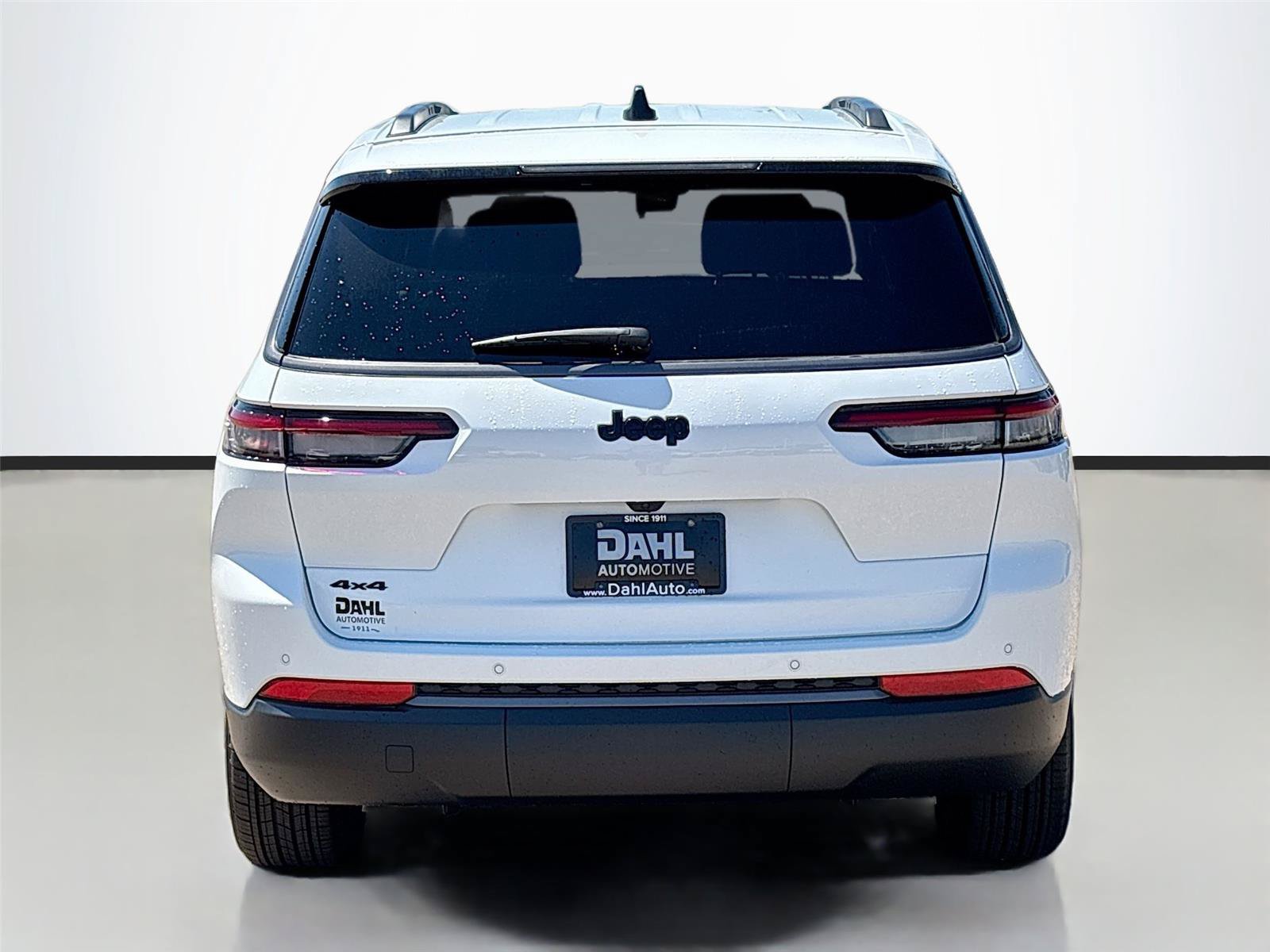 New 2026 Jeep Grand Cherokee L 4WD image 12