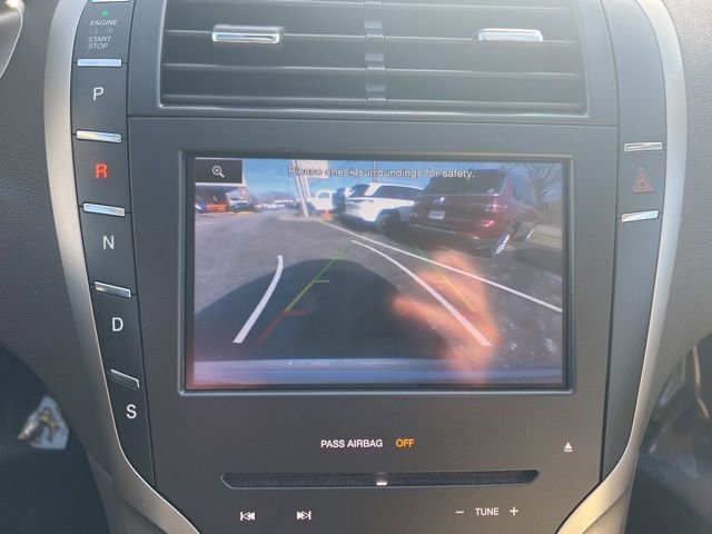 Used 2013 Lincoln MKZ Base image 14