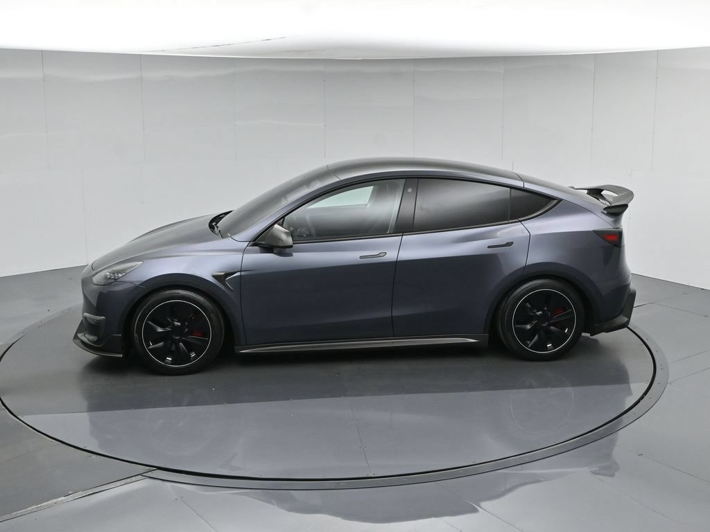 Used 2023 Tesla Model Y Long Range AWD/4WD image 43
