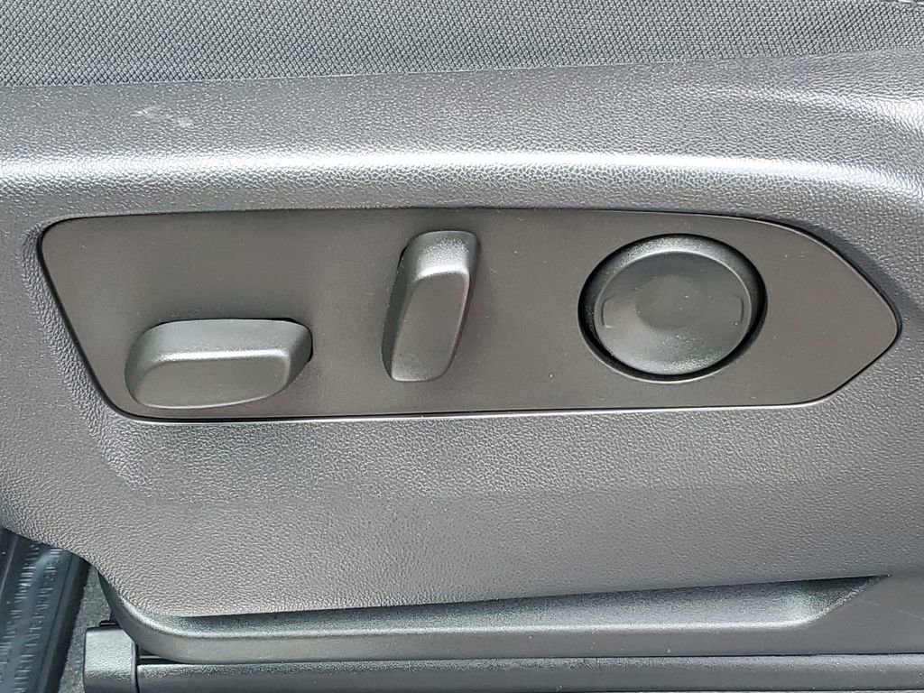 Certified 2022 Chevrolet Silverado 1500 RST w/ Convenience Package II image 40