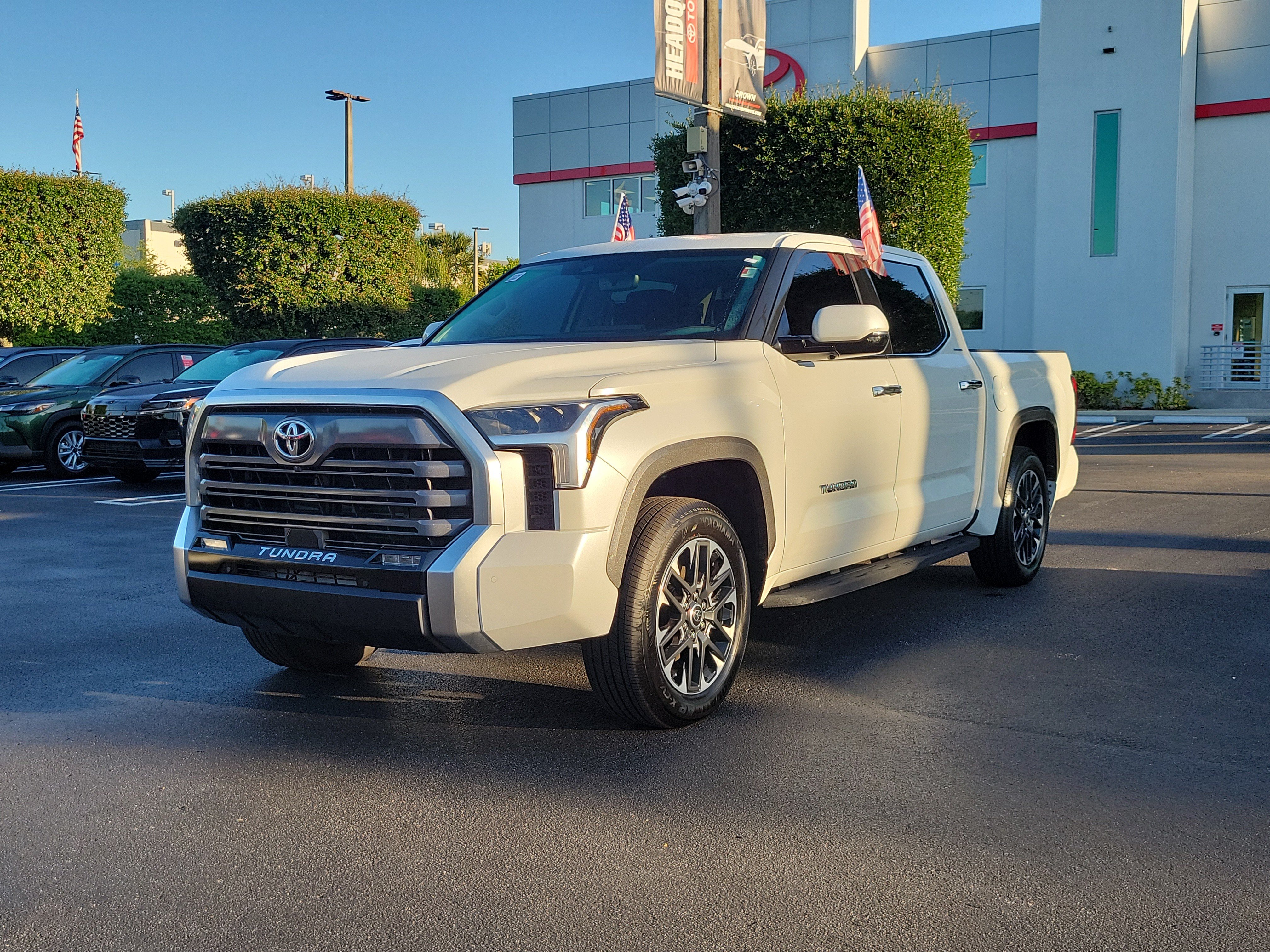 Used 2023 Toyota Tundra Limited AWD/4WD image 6