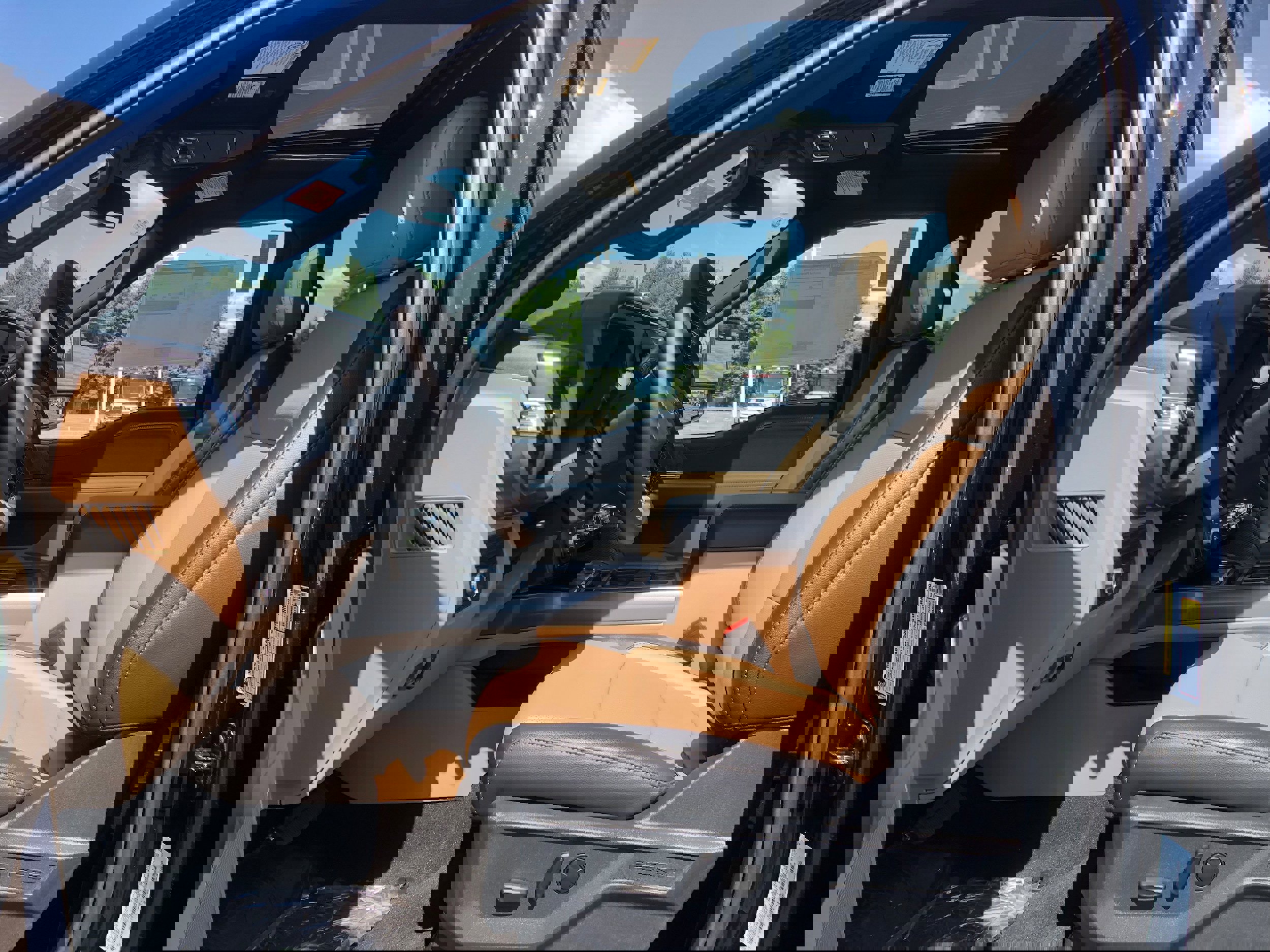 New 2026 Ford F350 Lariat w/ Chrome Package image 21