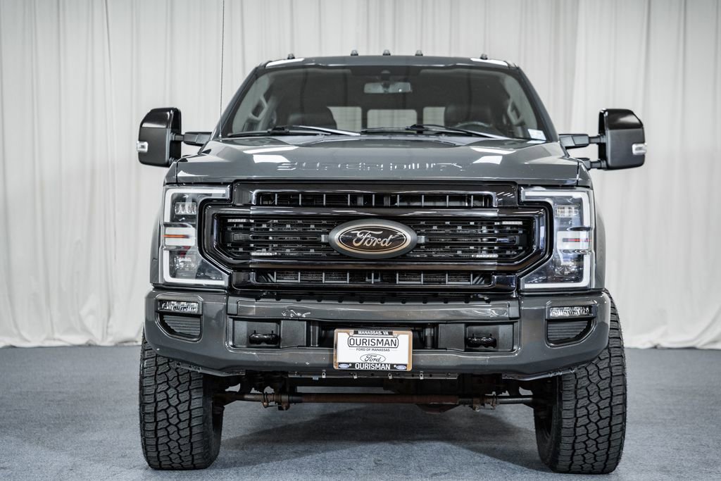 Used 2021 Ford F350 Lariat image 2