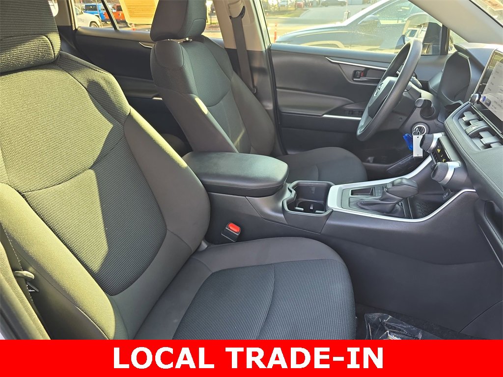 Used 2024 Toyota RAV4 LE image 10