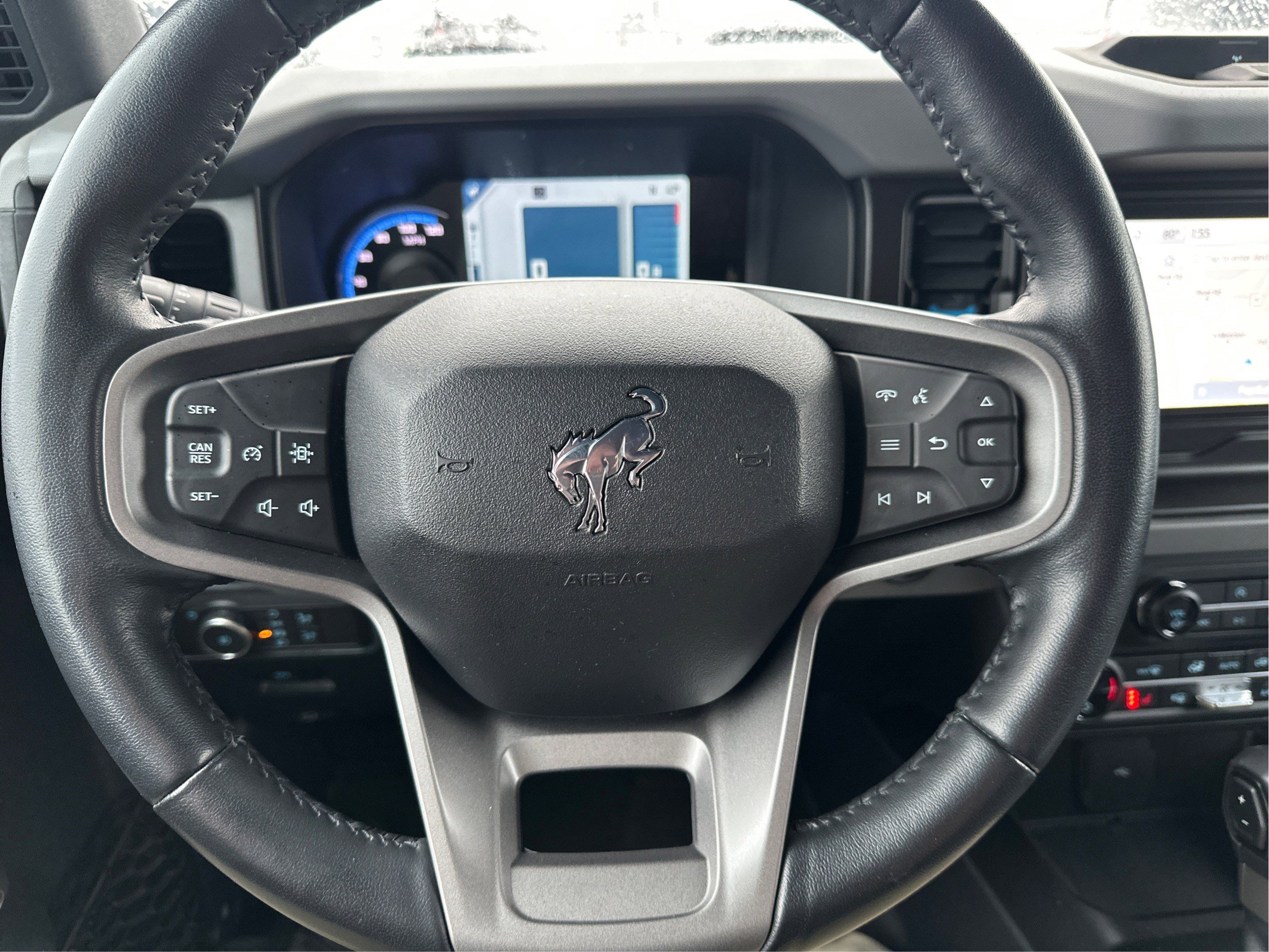 Used 2022 Ford Bronco Black Diamond w/ Sasquatch Package image 19