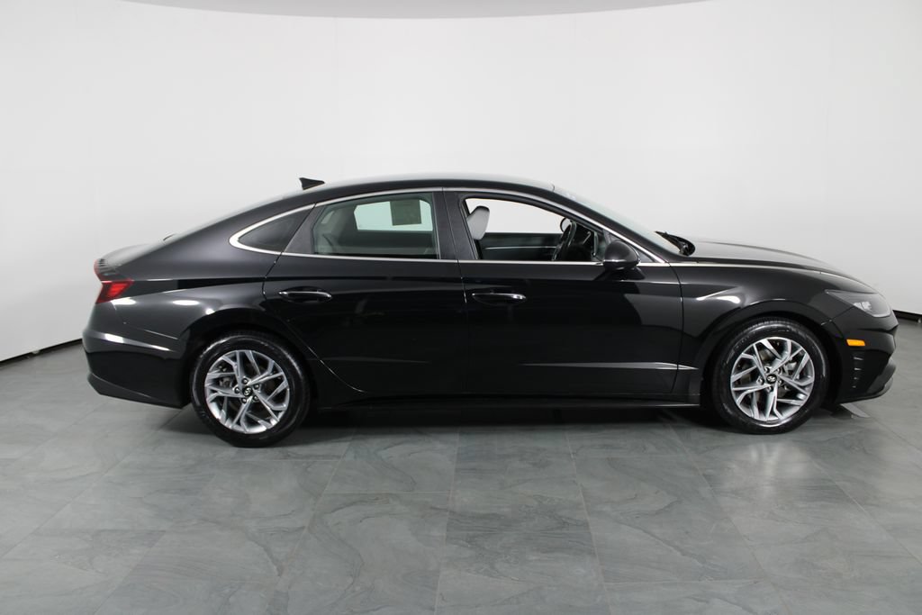 Used 2020 Hyundai Sonata SEL w/ Convenience Package FWD image 12
